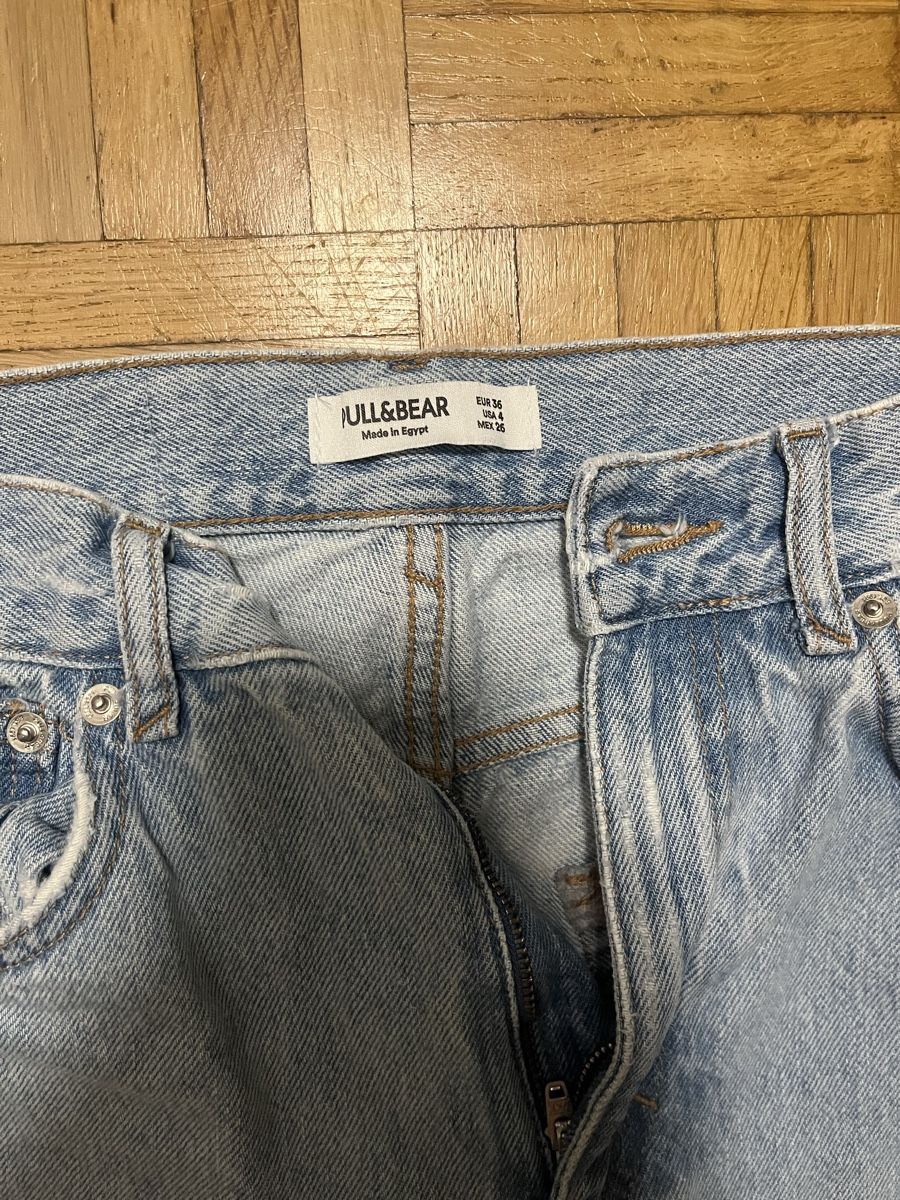 Pull&Bear Jeans: Jeans Pull&Bear hellblau mit Rissen Grösse 36  – Neuf (Voir description) à Baden par Klara1 4