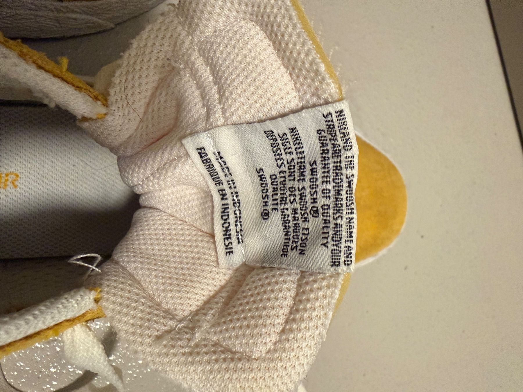 Scarpe da uomo: Chaussures Nike – Usato da Vandoeuvres venduto da iga_zzg6 1