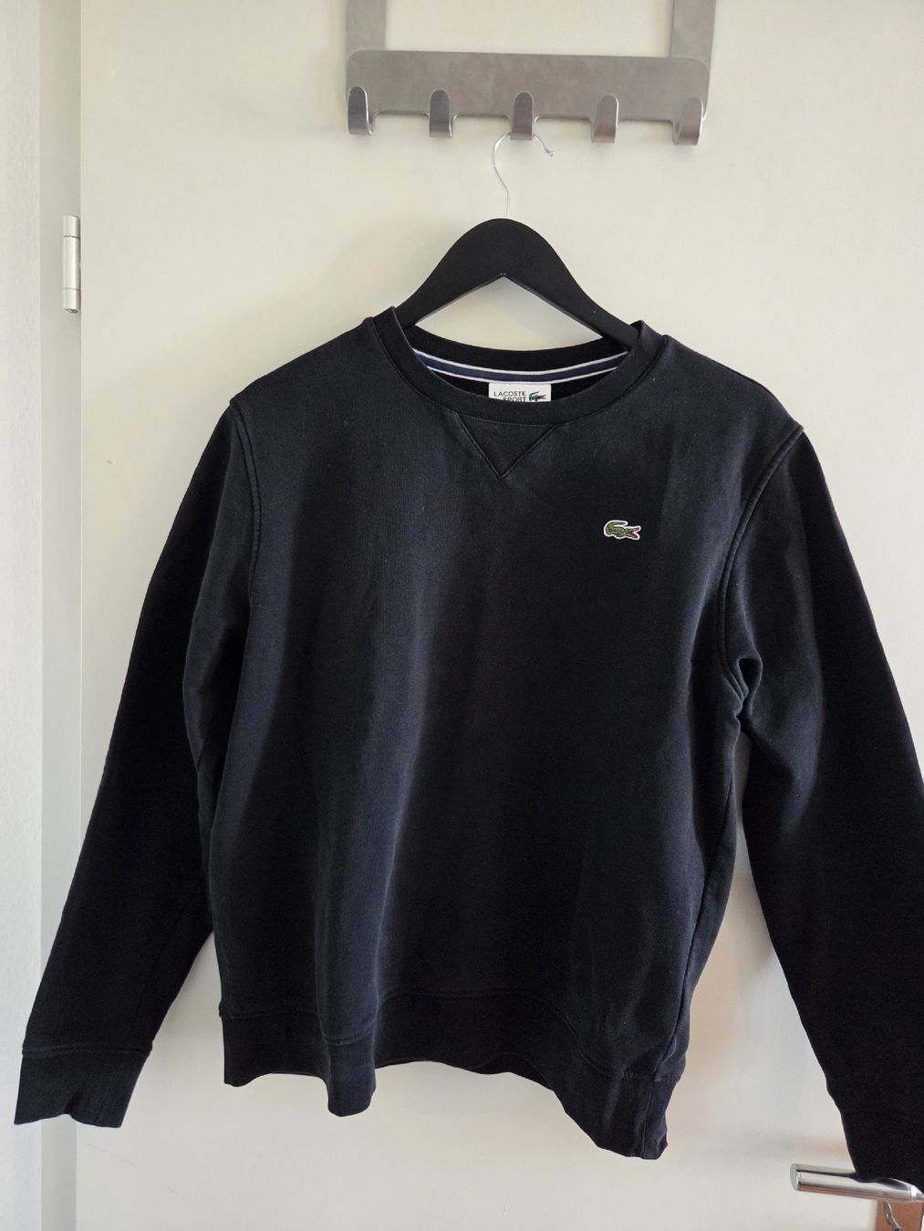Lacoste Pullover & Sweatshirts: Lacoste Sweater – Gebraucht aus Zürich von Valerio__