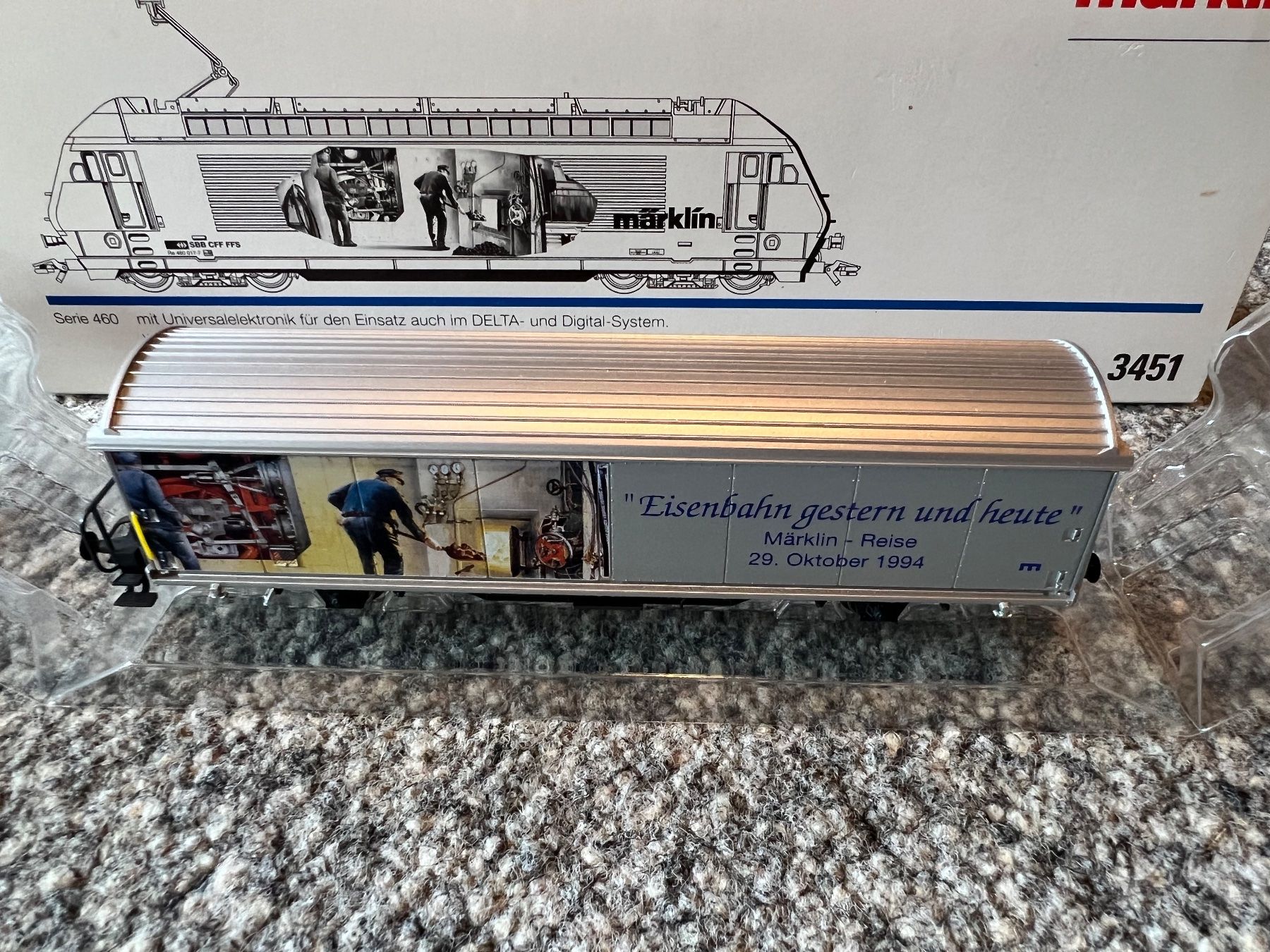Märklin Modellini di ferrovie: Märklin 3451 Re 460 SBB + Wagon Eisenbahn 1994 – Nuovo (secondo la descrizione) da Sion venduto da noe_b5w8 3