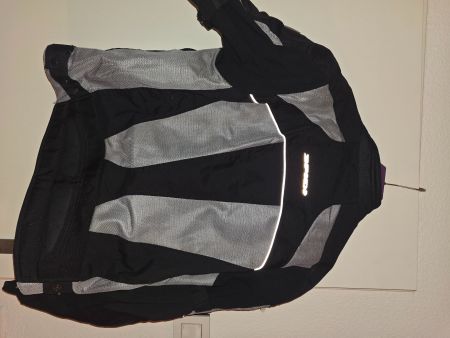 Motorradjacke für den Sommer