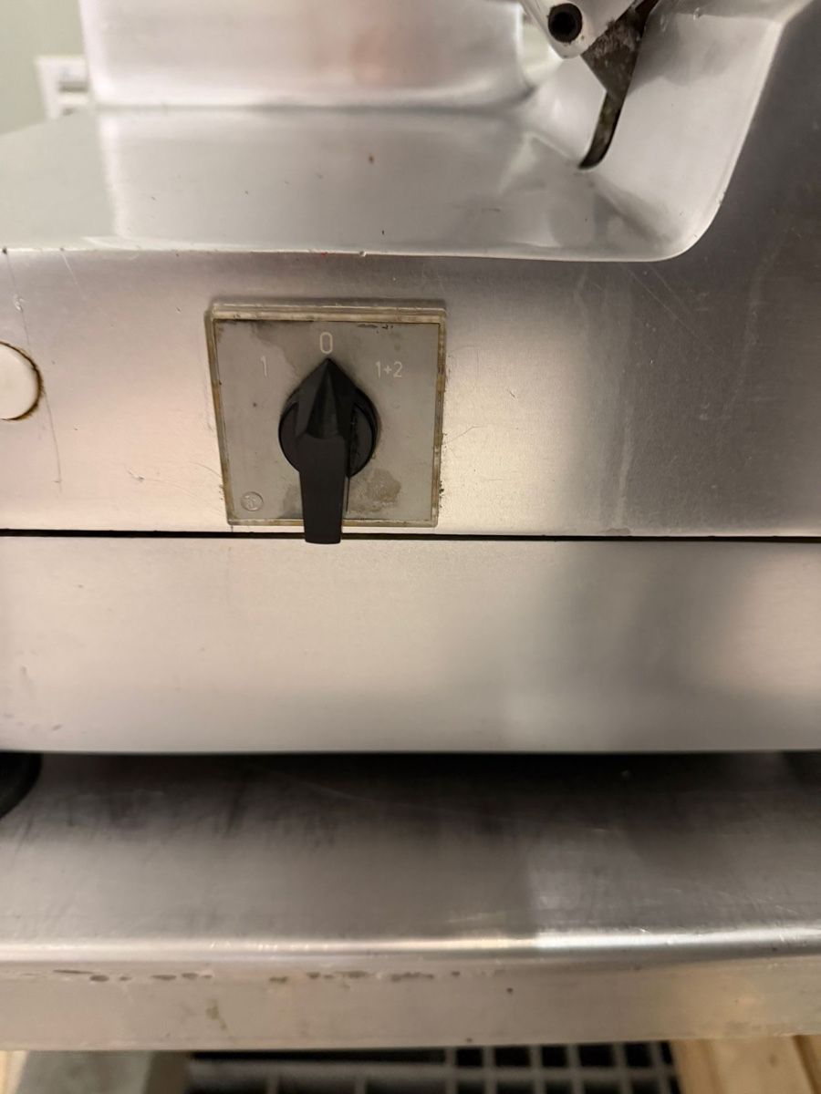 Elettrodomestici da cucina: Aufschnittmaschine – Usato da Rupperswil venduto da Tinka88 5