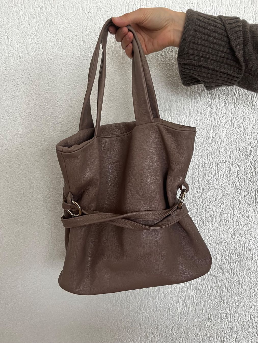 Taschen für Damen: Braune Ledertasche in Top-Zustand – Gebraucht aus Liebefeld von mar_hb8x