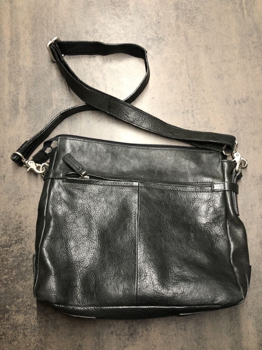 Claudio Ferrici Borse da donna: Ledertasche Ferrici schwarz – Usato da Steffisburg venduto da Maratsch 3