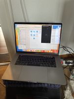 MacBook Pro 15” (2017, Top Case und Batterie 2021) – 1TB SSD