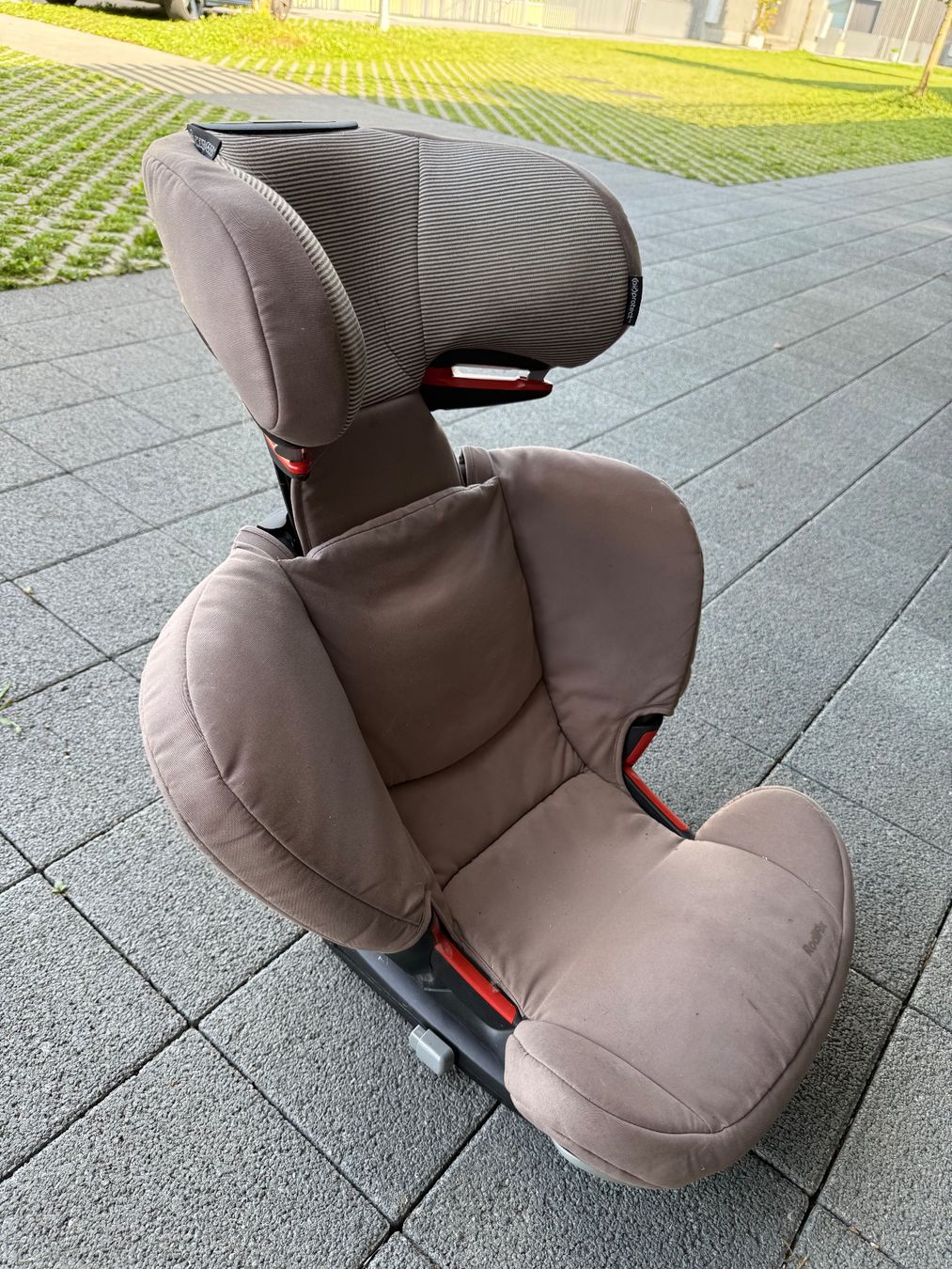 Maxi-Cosi Sièges auto: Maxi Cosi RodiFix – D'occasion à Aran par vay_9cdl 2