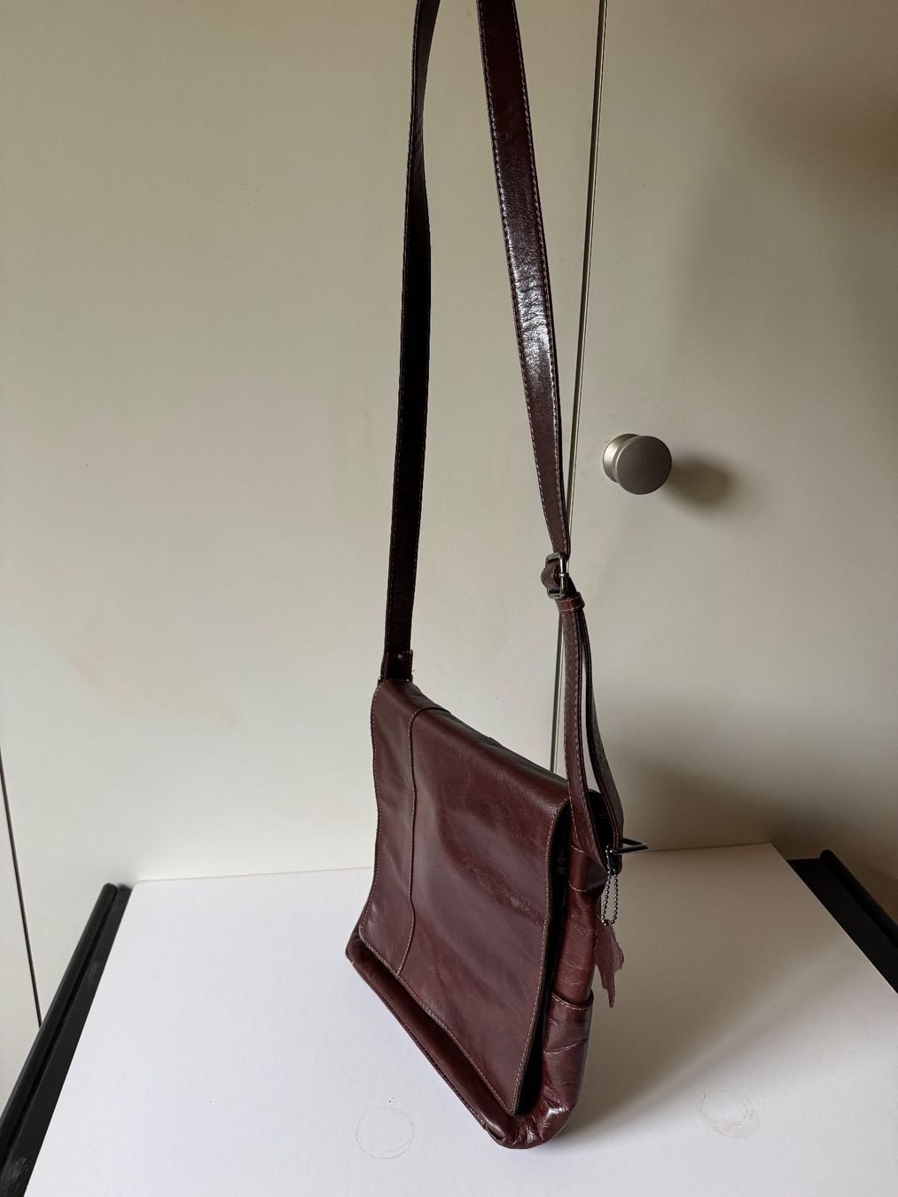 C&A Taschen für Damen: Umhängetasche Kalbsleder Rotbraun – Gebraucht aus Zürich von rigcan 1