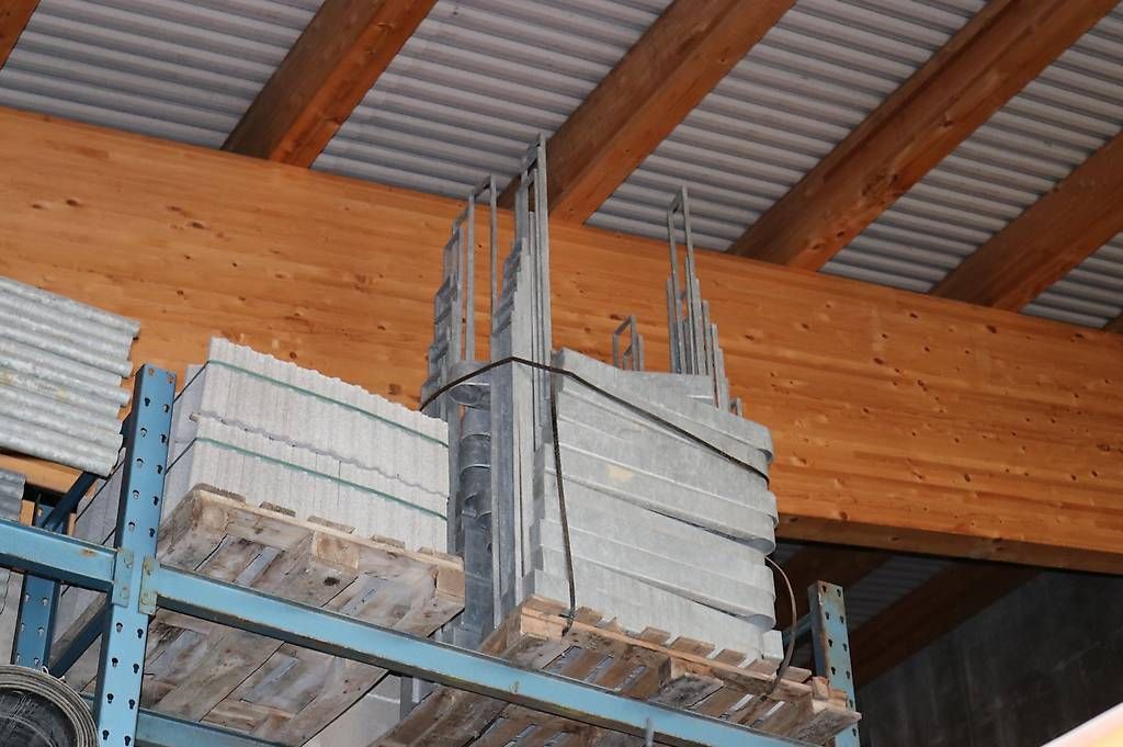 Treppen: Wendeltreppe – Gebraucht aus Unteriberg von Konstibau