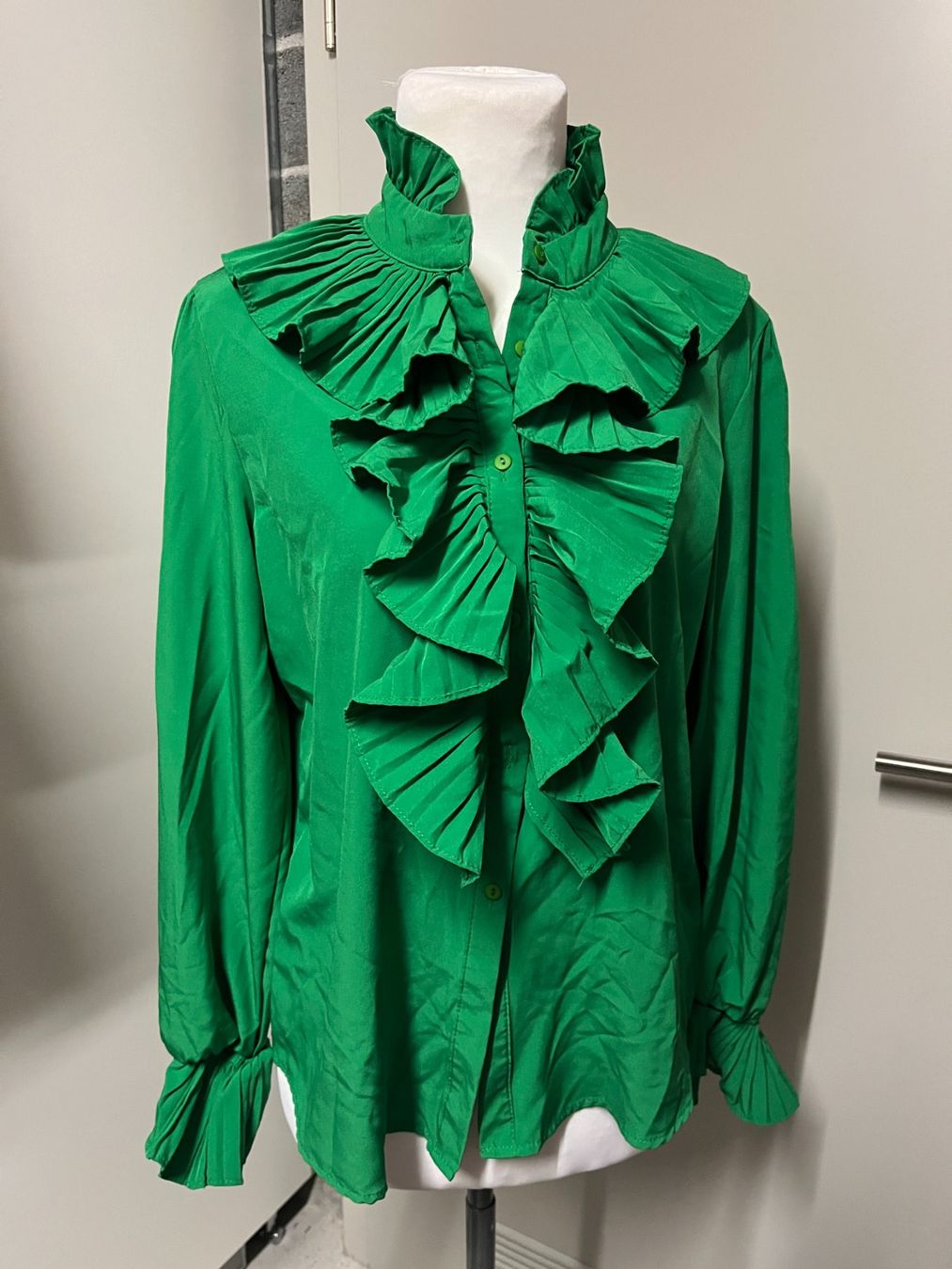 Camicette: Bluse NEU, Baumwolle, Gr. M/L, NP 59.- – Nuovo (secondo la descrizione) da Interlaken venduto da Jasmin_Flower