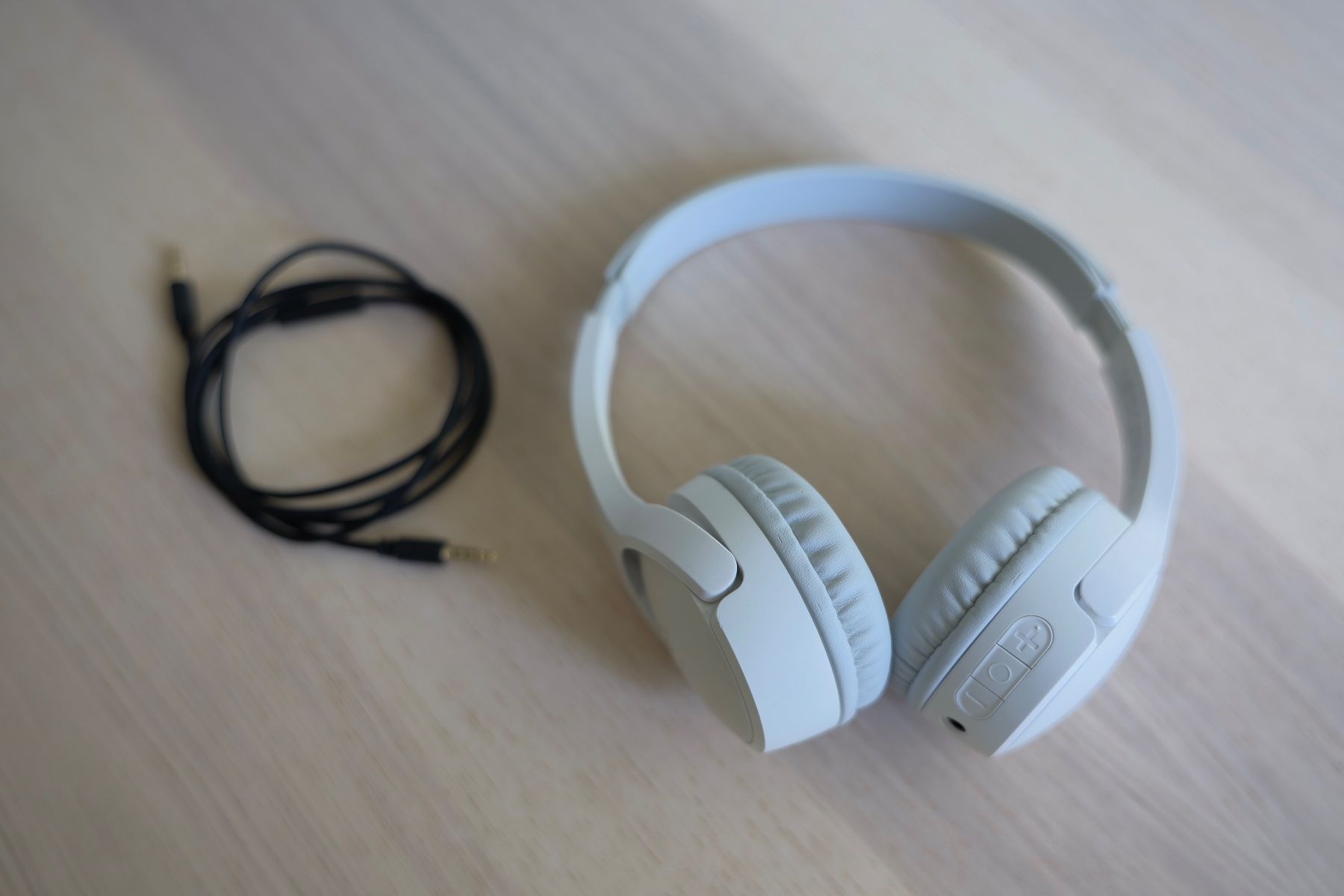 Belkin Cuffie: Kinderkopfhörer Belkin Soundform Mini – Usato da Adliswil venduto da svdlinden