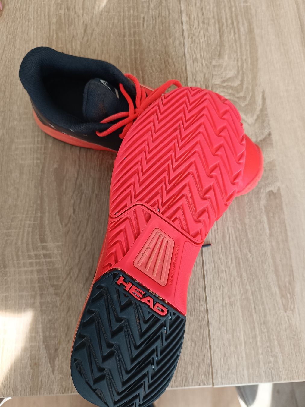 Scarpe da uomo: Head Tennisschuhe Gr. 39 – Usato da Langenthal venduto da Nuenzu 2