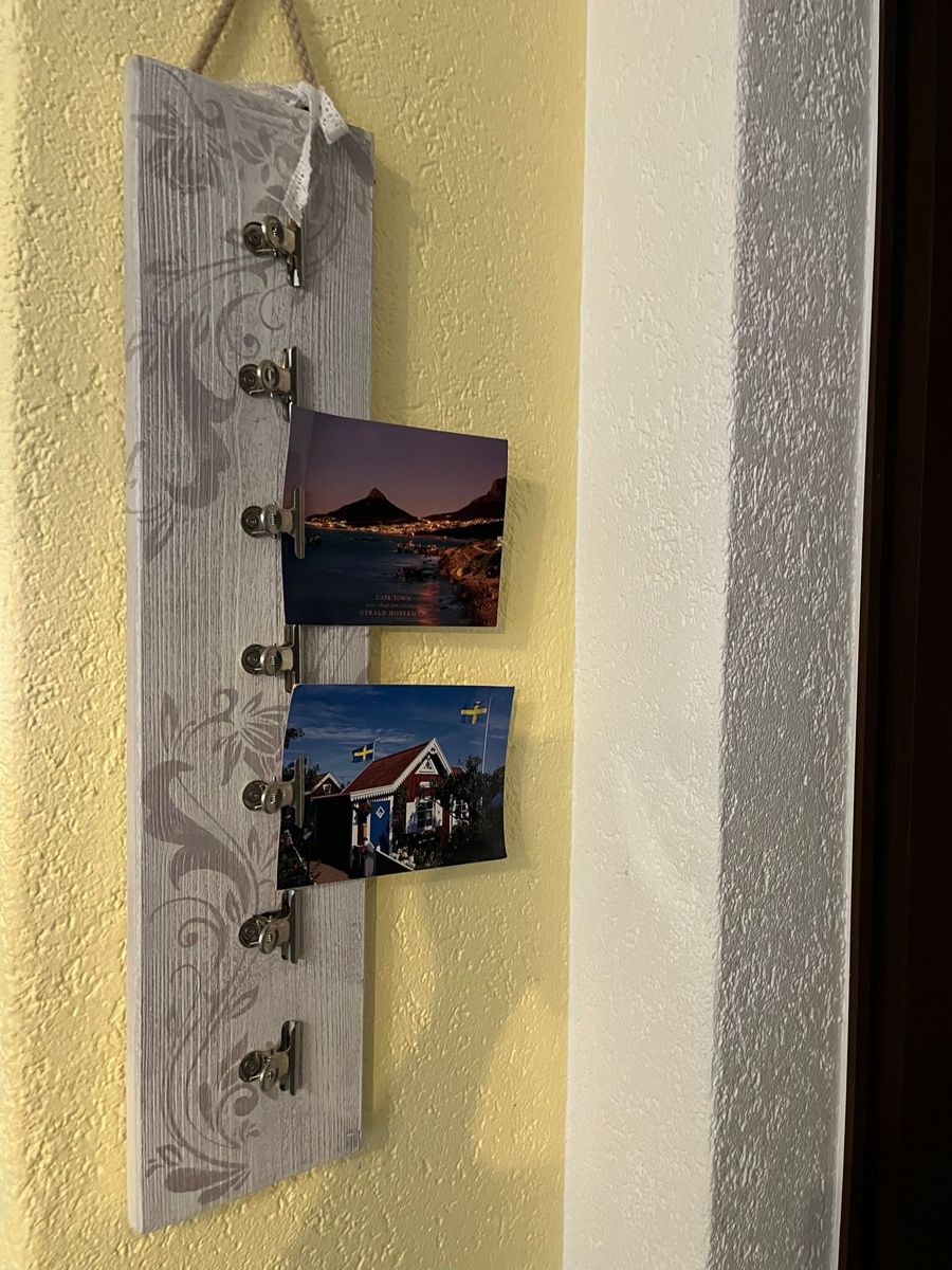 Tutte le decorazioni: Holzbrett Kartenhalterung – Usato da Niederhünigen venduto da sil_9qtc