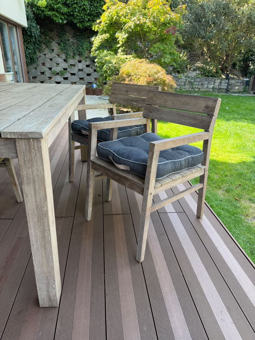 Set de table et chaises: Gartentisch mit 4 Stühlen – D'occasion à Oberwil BL par san_fmw8 1