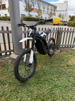 SWM Binsen E-Dirtbike in Schwarz-Weiss mit Baja Light Umbau!