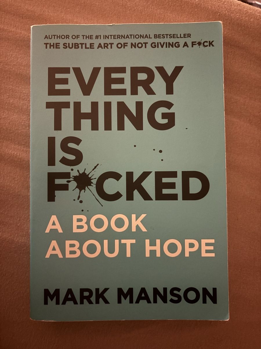 Bücher: Everything is f*cked - Mark Manson – Gebraucht aus Zofingen von miirahensch