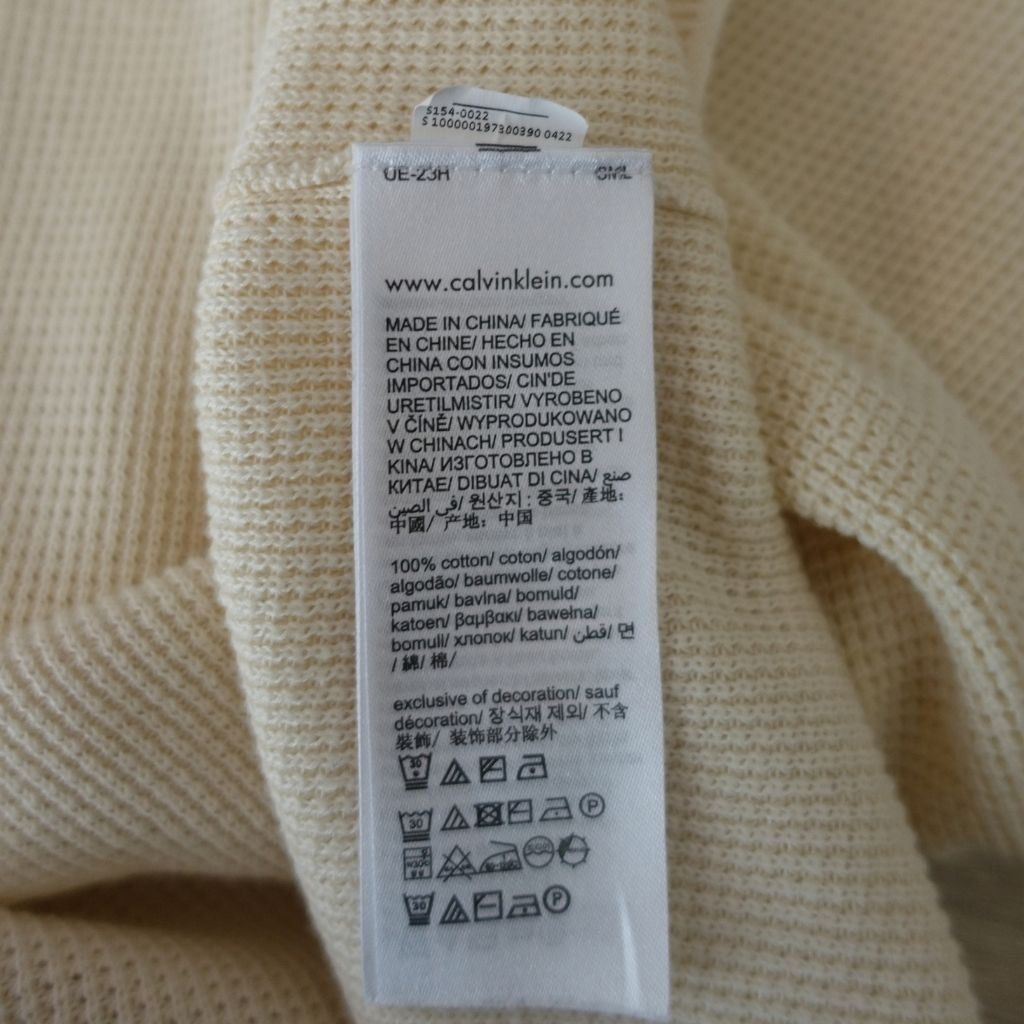 Calvin Klein Pullover & Sweatshirts: Calvin Klein Pullover Grösse M – Gebraucht aus Bülach von secondo. 6