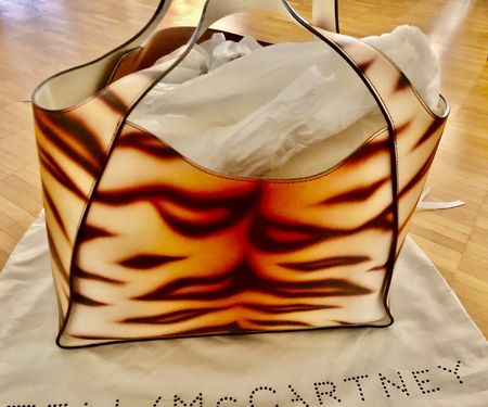 NEU - STELLA McCARTNEY Logo-Tasche
