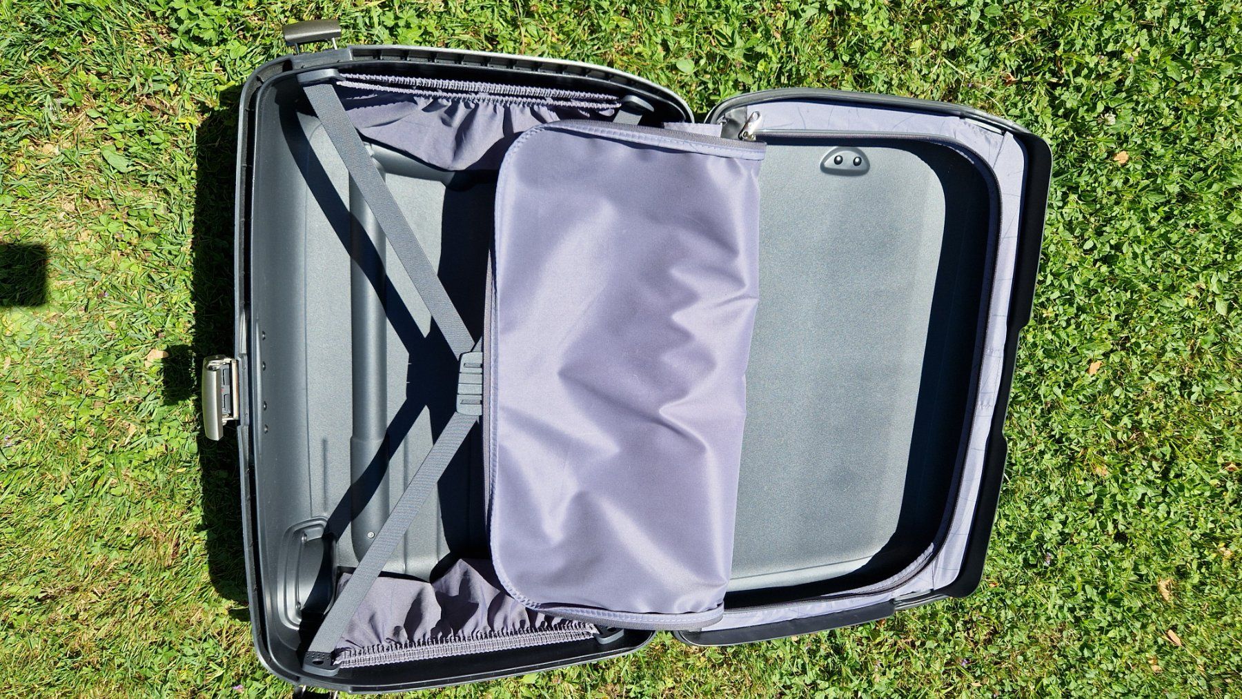 Samsonite Valigie: Original Samsonite Hartschalenkoffer Grösse M schwarz – Usato da Kilchberg ZH venduto da Brambles_01 7