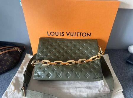 Louis Vuitton Coussin, khaki
