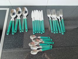 Besteckset grün 24-teilig