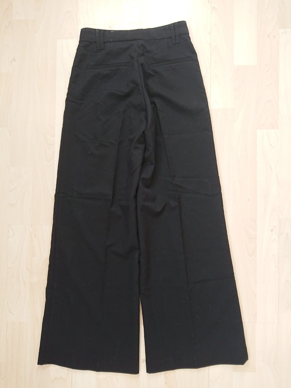 H&M Hosen: Damen Hose H&M Divided Gr. 32 – Gebraucht aus Hallau von CHACLA 1