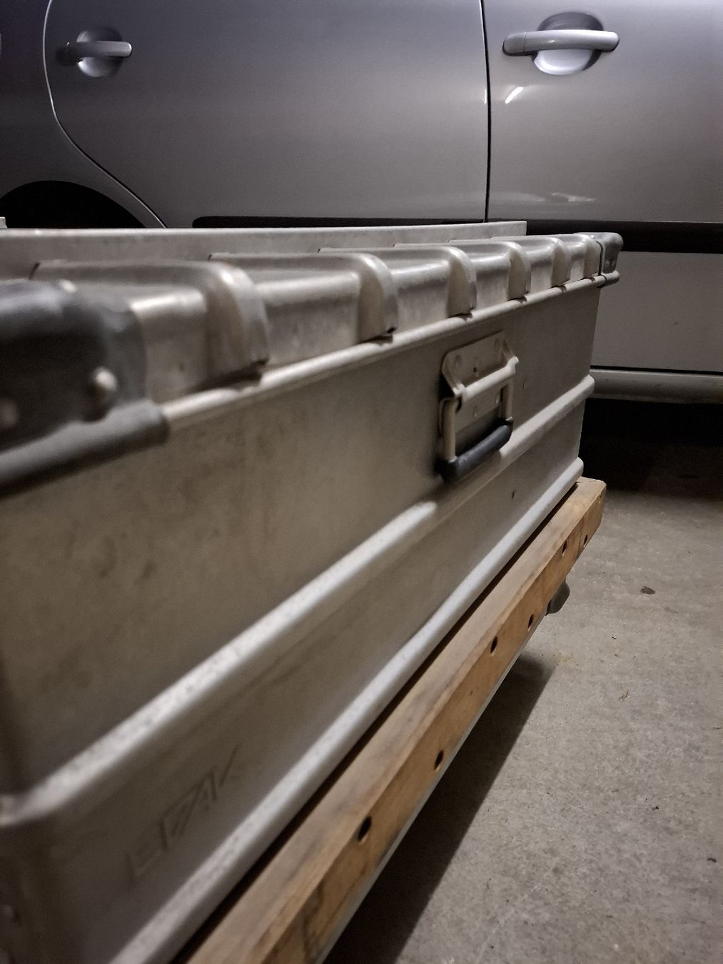 Casse di trasporto: Aluminium Kiste – Usato da Seon venduto da mariow01 4
