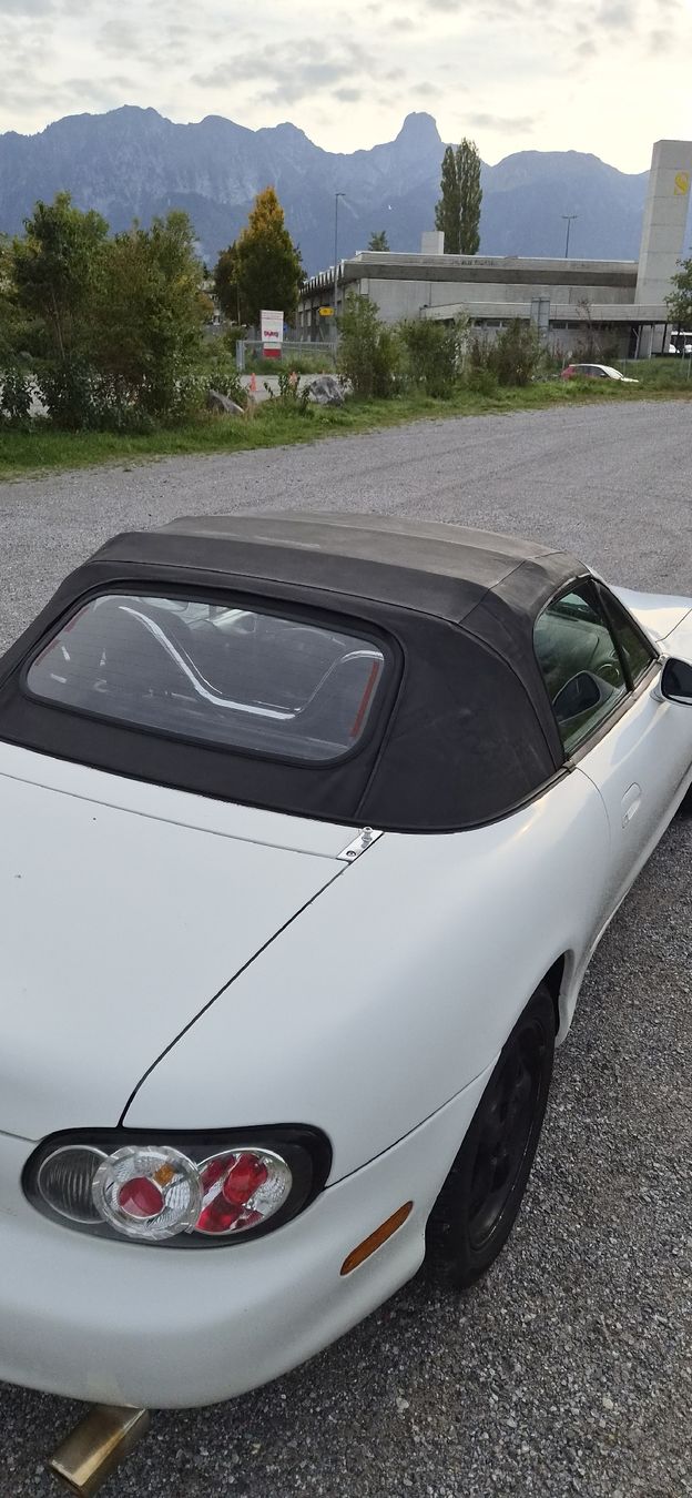 Mazda Autos: Mazda MX-5 1.6 Millenium Edition  – D'occasion à Thun par Adam037 5