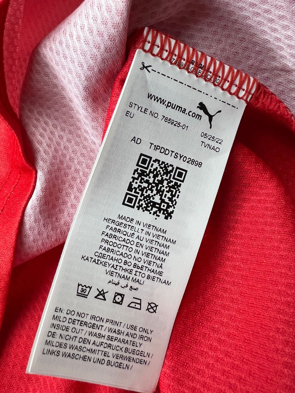 Puma Canottiere & Pantaloni: SCHWEIZ NATI 2022 TRIKOT NEU S – Nuovo e nell'imballaggio originale da Lüchingen venduto da Jersey_Time 3