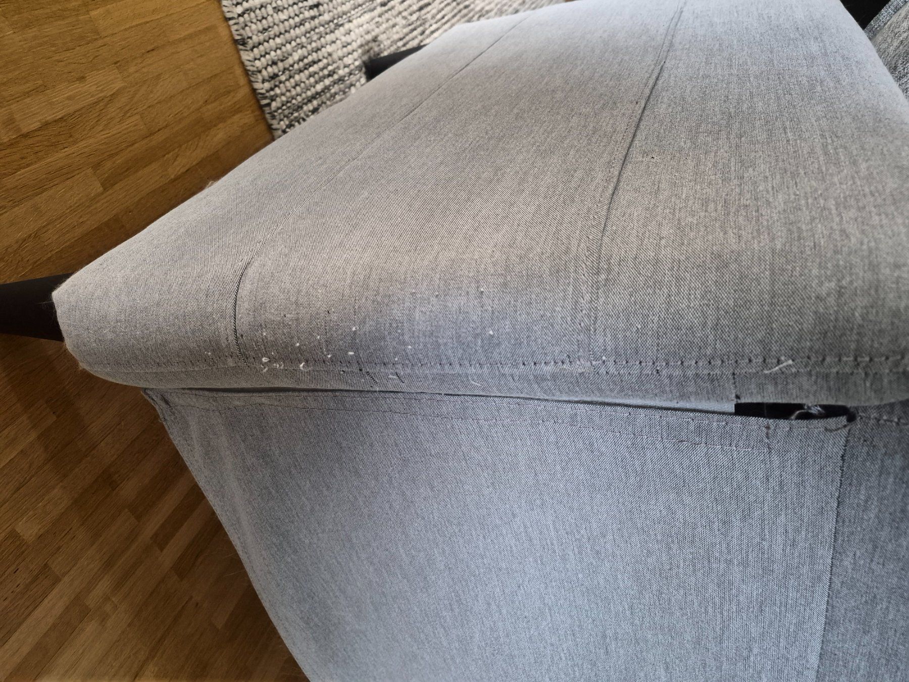 Ikea Divani: IKEA 3er Sofa Angersby mit Récamiere, hellgra – Usato da Therwil venduto da dav_d5zk 3