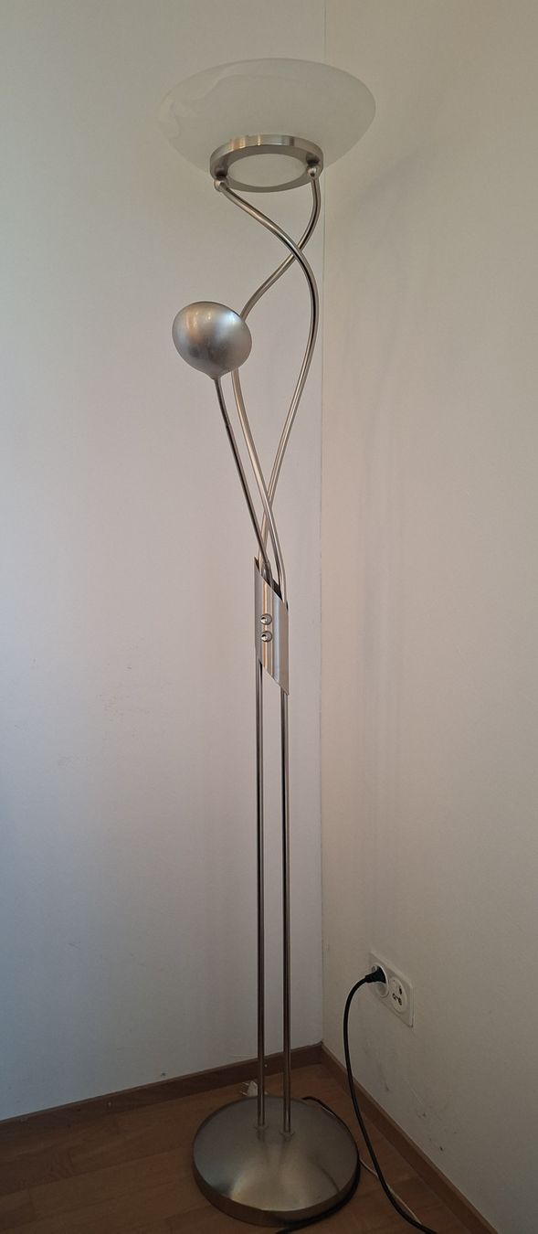 Lampade: Steh-Lampe mit Drehregler – Usato da Dübendorf venduto da pae_5bxf