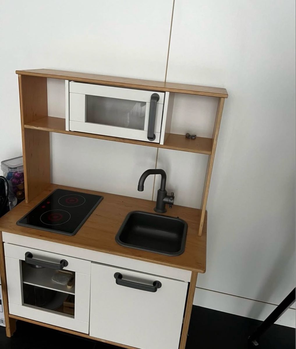 Ikea Spielzeuge: Ikea Kinderküche – Gebraucht aus Zürich von Dmali1