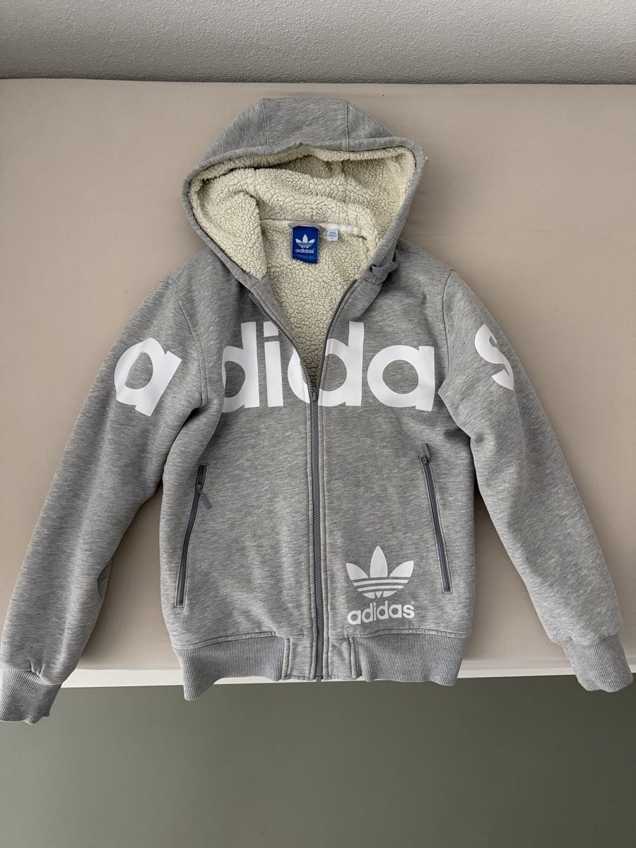 Adidas Jacken: Adidas Jacke – Gebraucht aus Zürich von dan_58dy