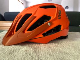 Casque de vtt Uvex taille 56 à 61 (S à XL)