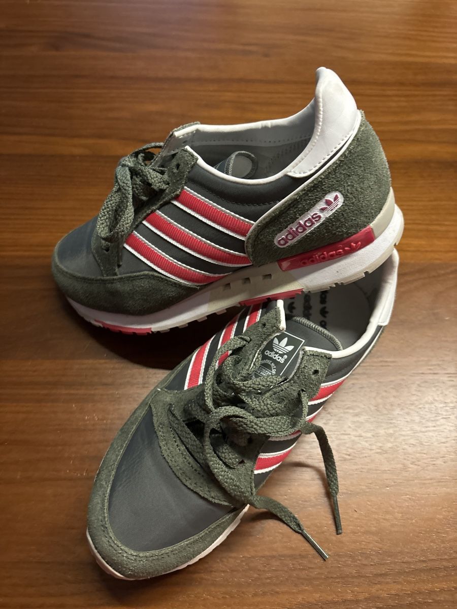 Adidas Scarpe da donna: Adidas – Nuovo (secondo la descrizione) da Pully venduto da Kalissa 1