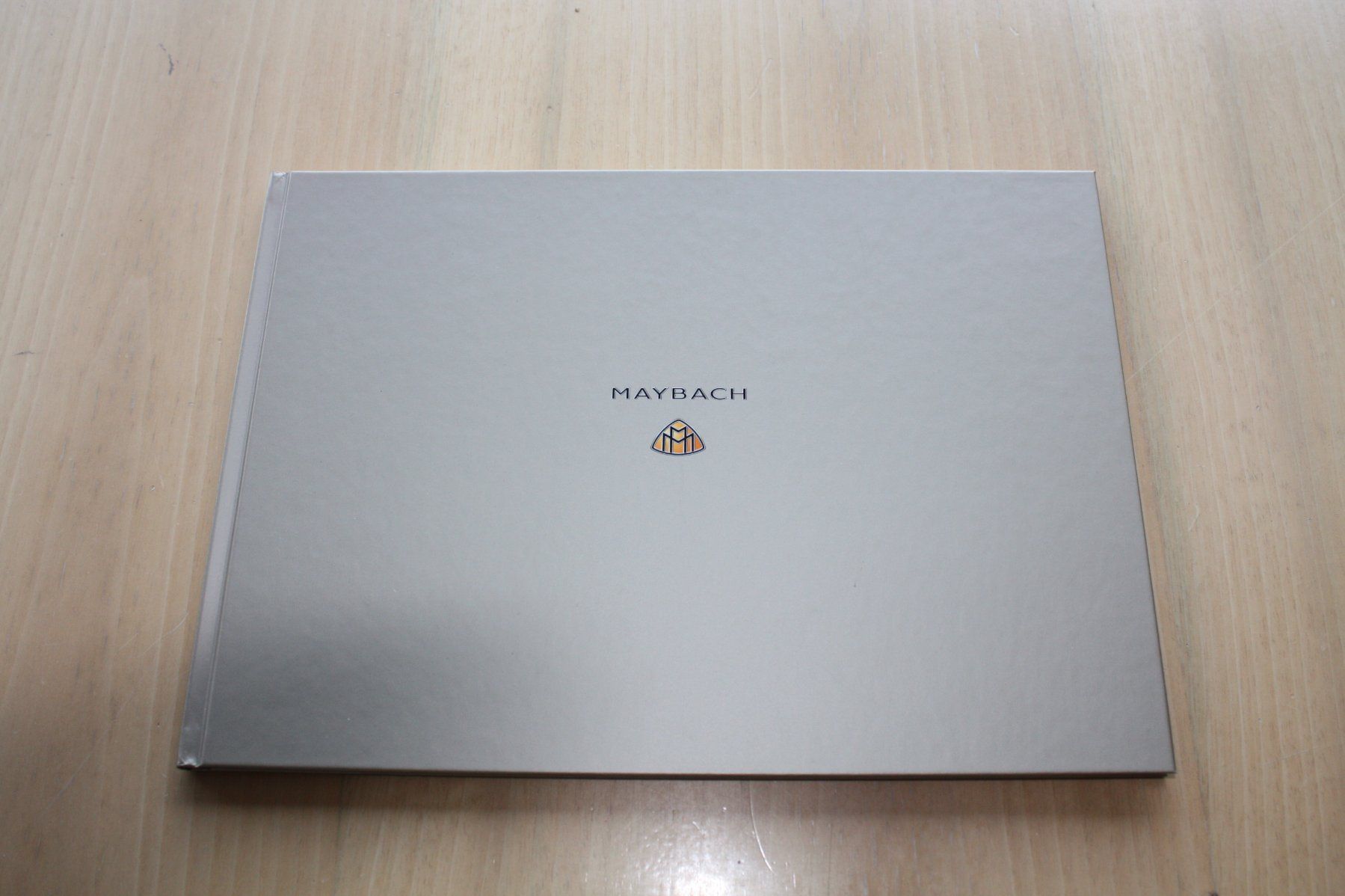 Documenti: Maybach 57 & 62 Hardcover Prospekt 2004 – Usato da Wikon venduto da erwin400