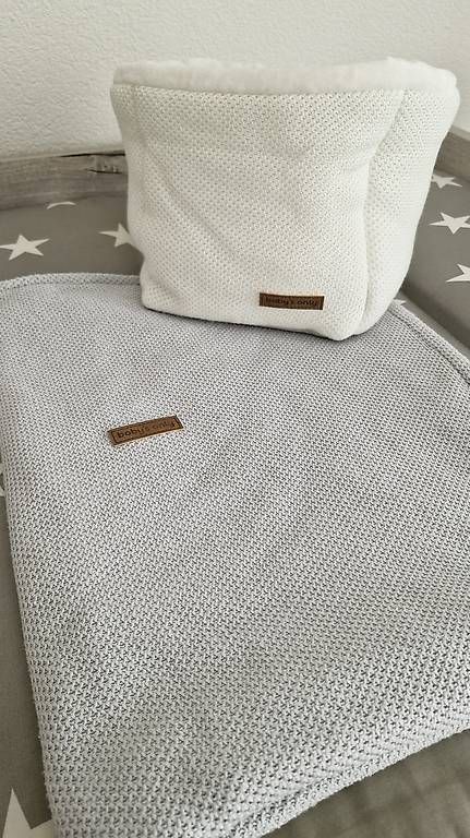 Decken: Baby's only Decke und Organizer – Gebraucht aus Forch von nadinepalermo