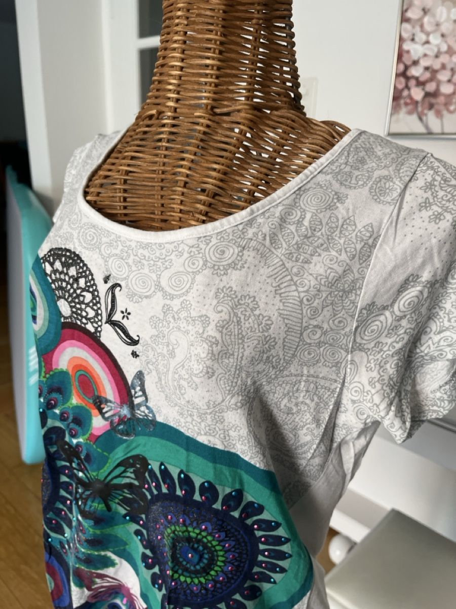 Desigual T-shirt: Desigual Shirt, S – Usato da Solothurn venduto da Bobesch08 3