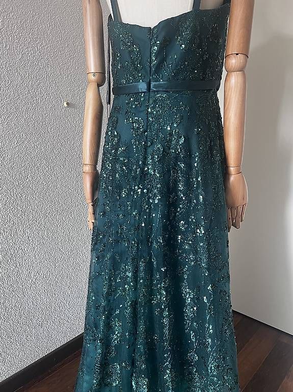 Vestiti: Abendkleid  – Usato da Winterthur venduto da Anjarys 2
