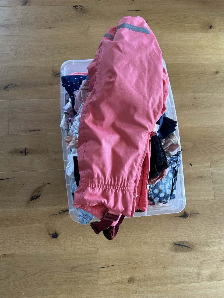 Lotti & Set di vestiti: Kleiderpaket Mädchen Grösse 92 – Usato da Oberlunkhofen venduto da doktor1313