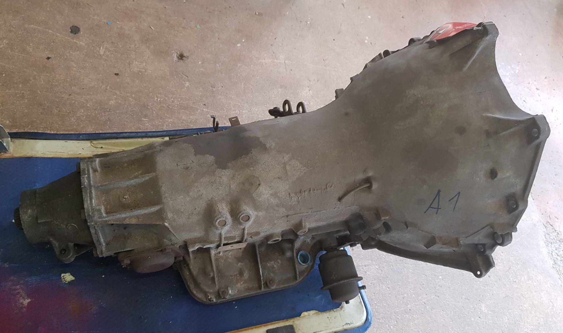 GM Tutti pezzi di ricambio auto: GM Automatikgetriebe TH400 BOP – Usato da Niedergösgen venduto da usc_8fsx 2