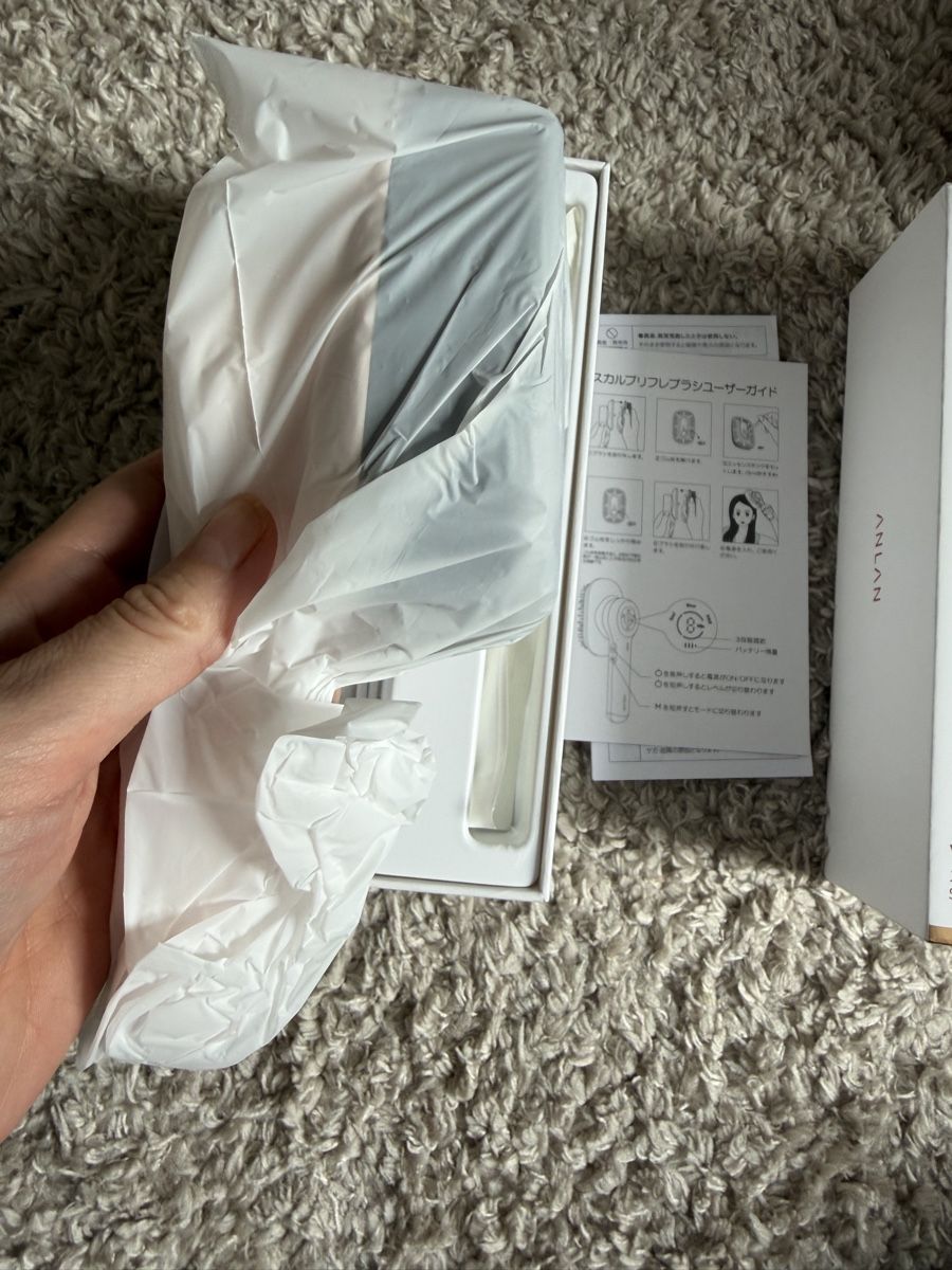 Altro per la cura dei capelli: New Scalp Massage comb – Nuovo e nell'imballaggio originale da Pully venduto da vik_2mrb 2