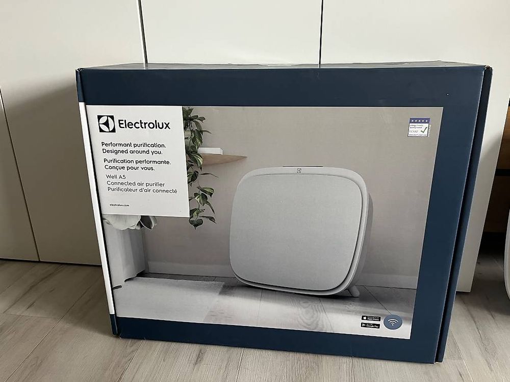Purificateur Air Electrolux A5 modèle noir NEUF/NEUN (Neu und