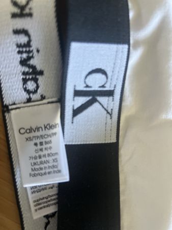 Calvin Klein sous-vêtement blanc taille XS neuf