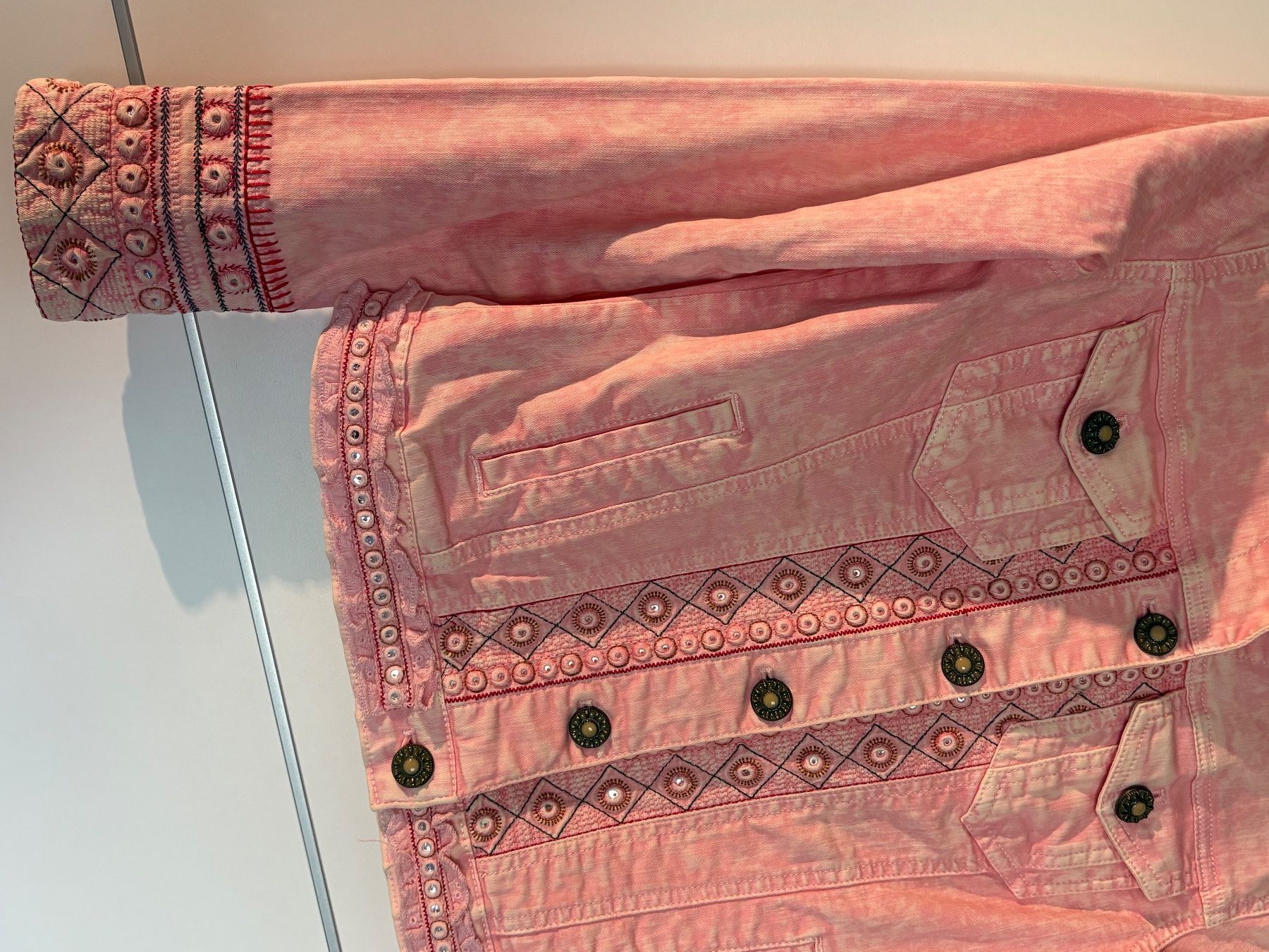Desigual Giacche: Damen Jeansjacke – Usato da Brütten venduto da wegdamit03 1