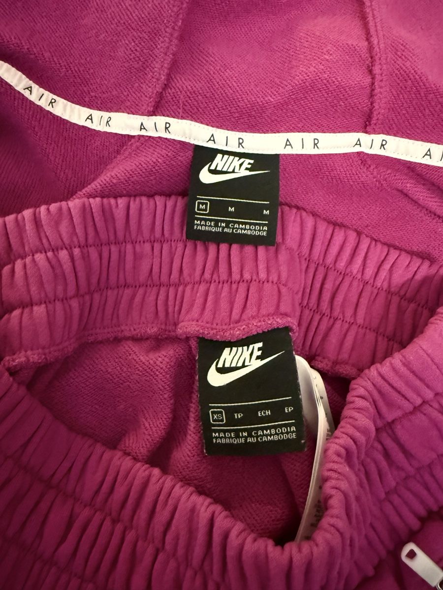 Nike Anzüge & Kostüme: Nike Trainingsanzug pink – Gebraucht aus Oberhofen Thun'see von KeleshC 6