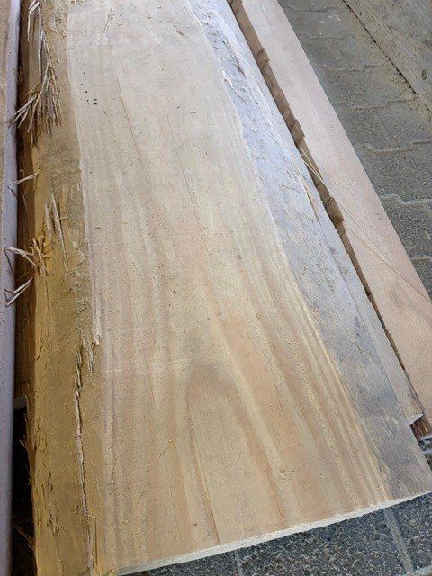 Articoli in legno: Massivholz Nadelholz – Usato da Rothrist venduto da SchHunWerGmbH 6