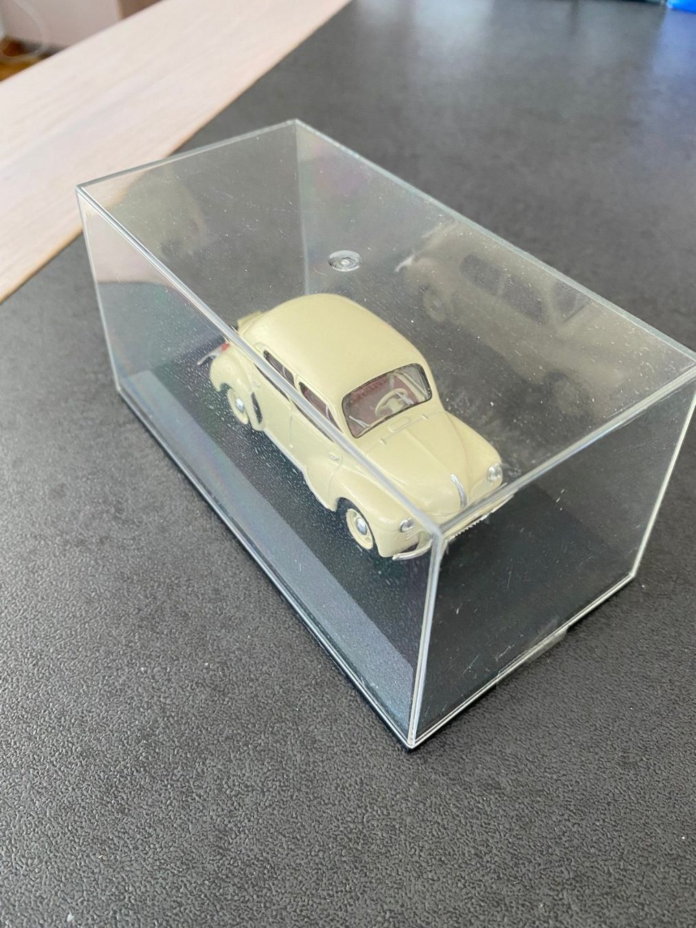 Renault Modellini d'auto: Renault 4 cv 1950 – Usato da Meyrin venduto da Abac007