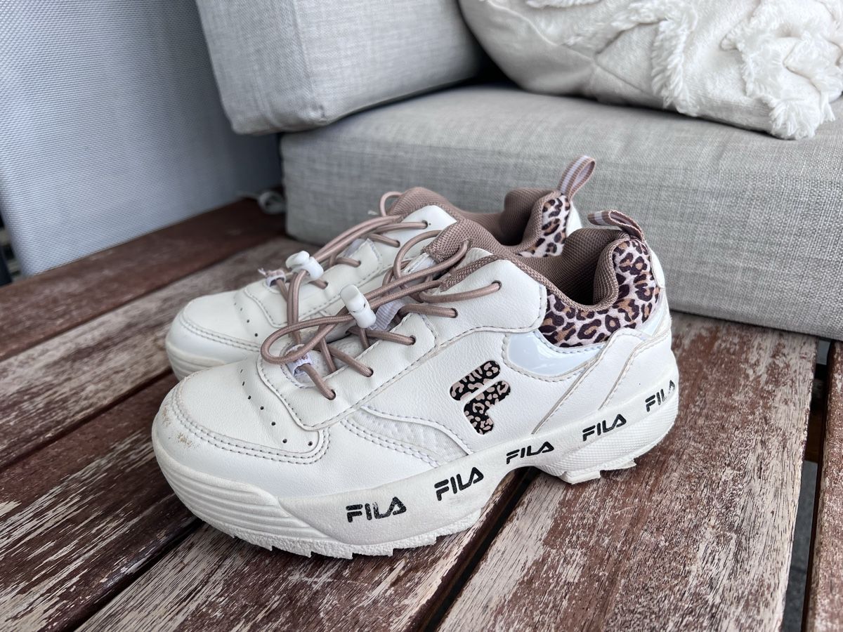Fila Scarpe per ragazze: FILA Sneaker - mit Leo Muster - Grösse 31 – Usato da Wil SG venduto da ooMariposaoo 3