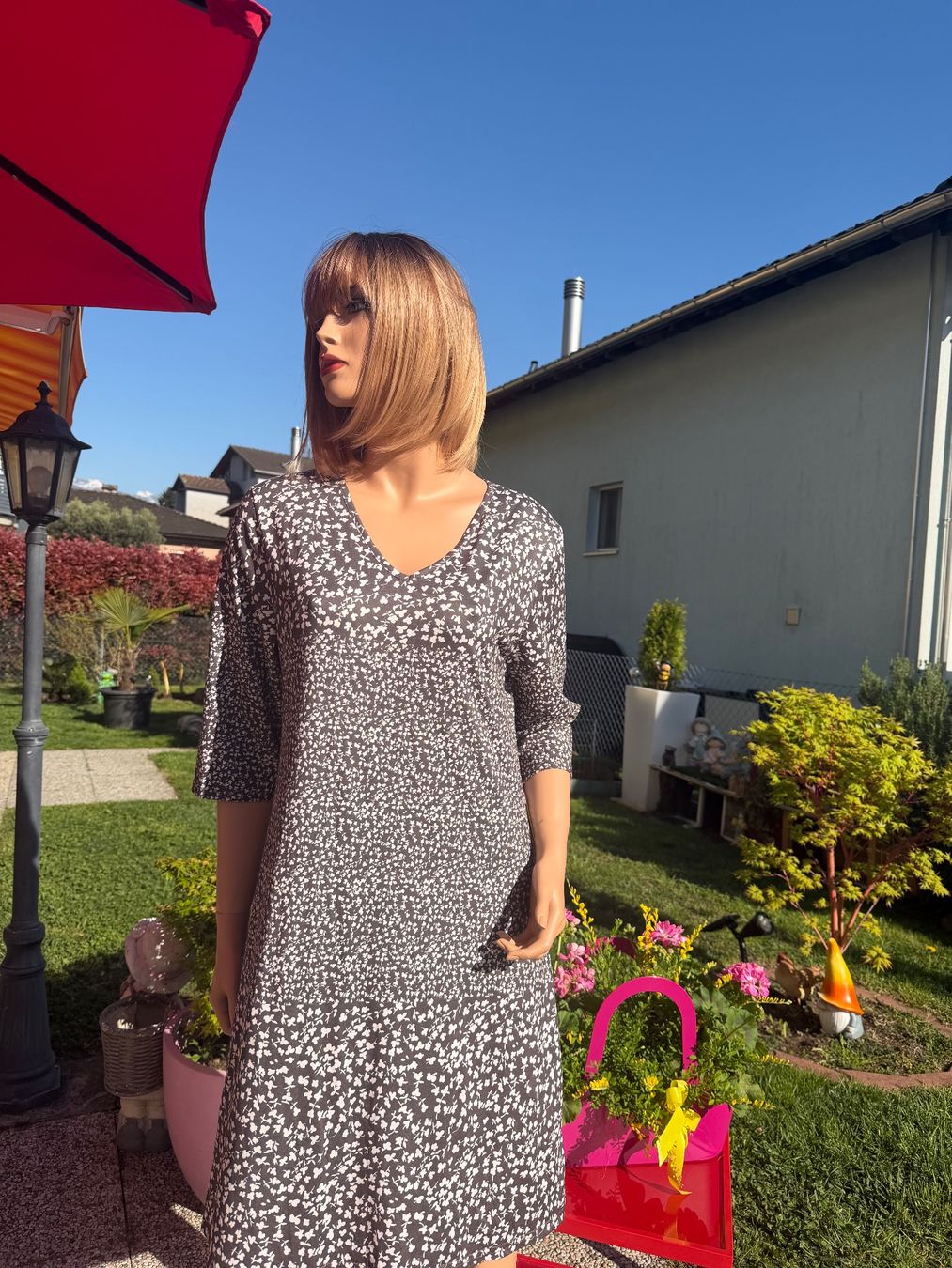 Vestiti: Sommerkleid mit Blumenmuster, Gr. L – Usato da Cugnasco venduto da tizianaq