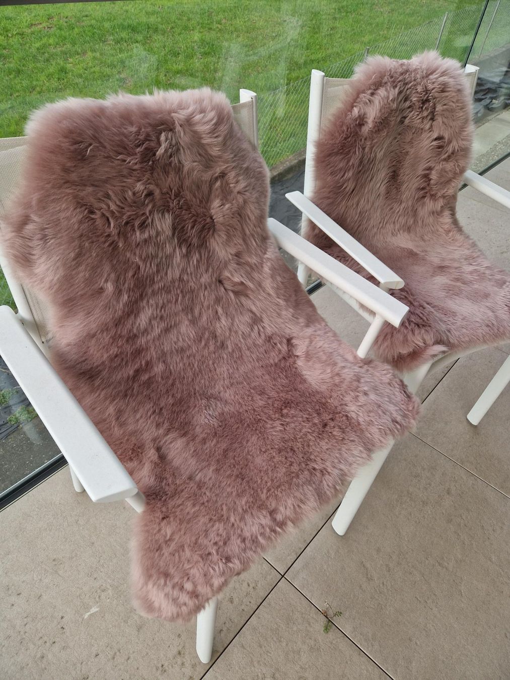 Cuscini: Lammfell hellrosa – Nuovo e nell'imballaggio originale da Küssnacht am Rigi venduto da blacky1 1